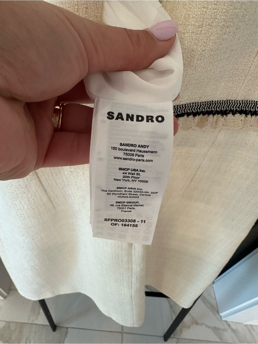 Never worn Sandro Cream Tweed Short Sleeve Shift Dress with Black Trim - Picture 6 of 7